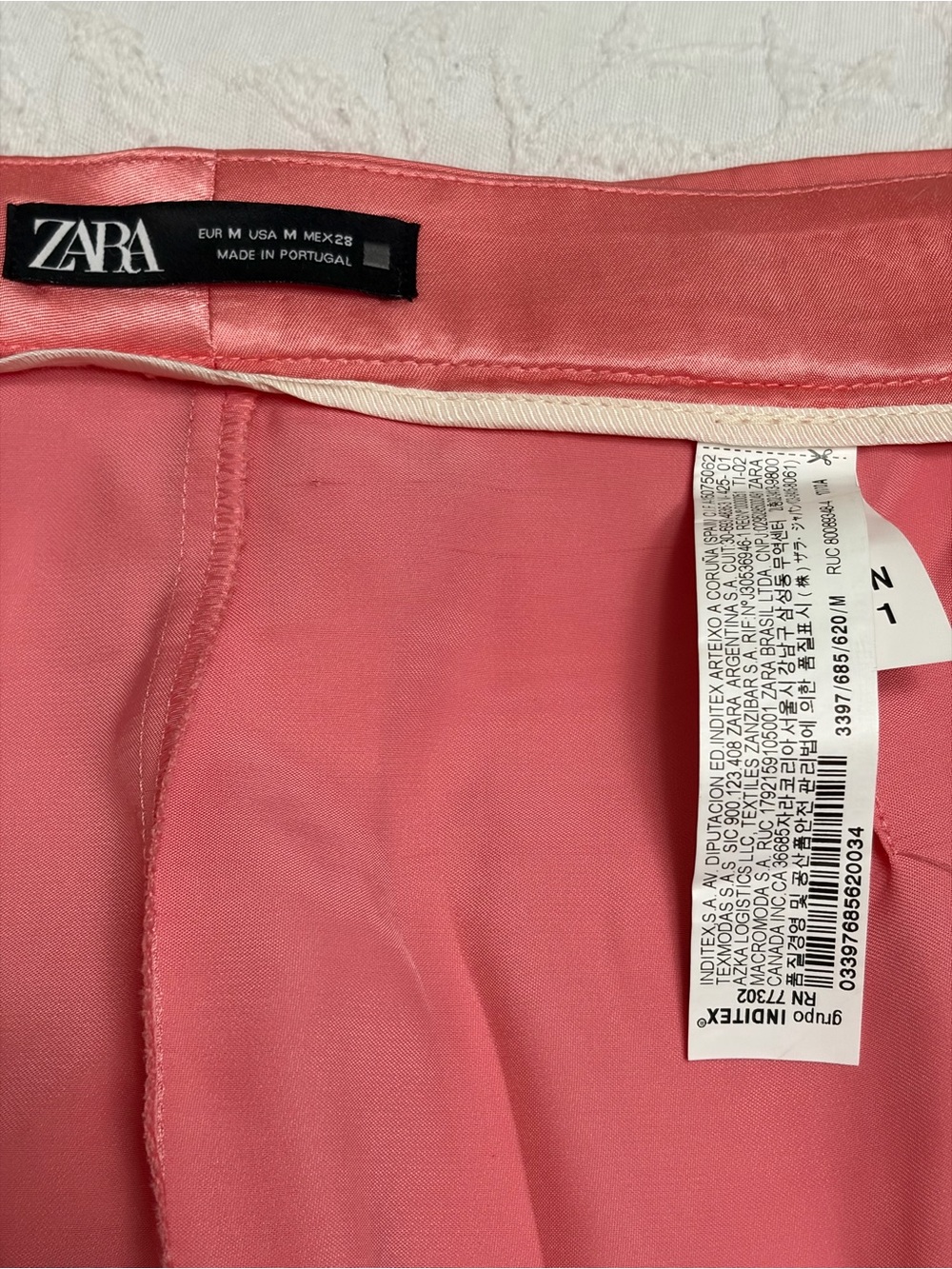 ZARA PINK SATIN EFFECT
STRAIGHT LEG PANTS - Picture 7 of 11